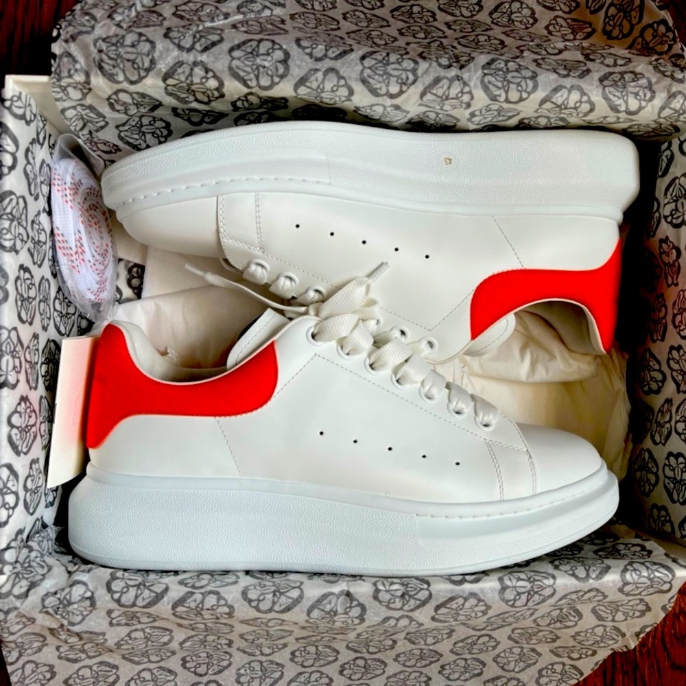 Alexander McQueen Oversized Low Sneakers White Warm Orange - Picture 1 of 9
